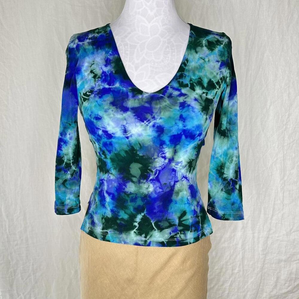 Vintage Blue & Green Tie-Dye V-Neck Blouse – Size M
